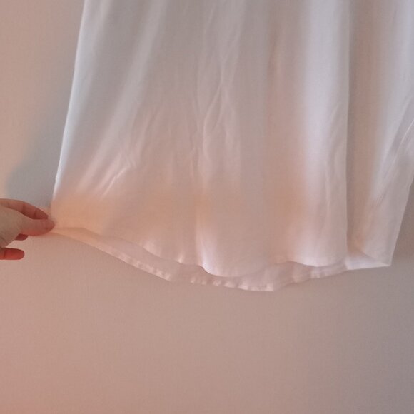 LULULEMON LOVE CREWNECK white tshirt - Picture 7 of 7